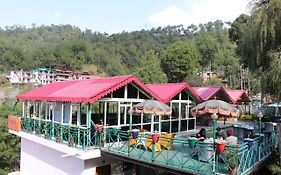 Maple Resort Chail
